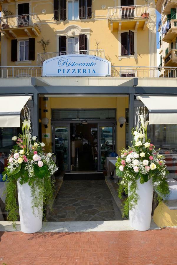 Hotel Ristorante Milton ヴァラッツェ エクステリア 写真